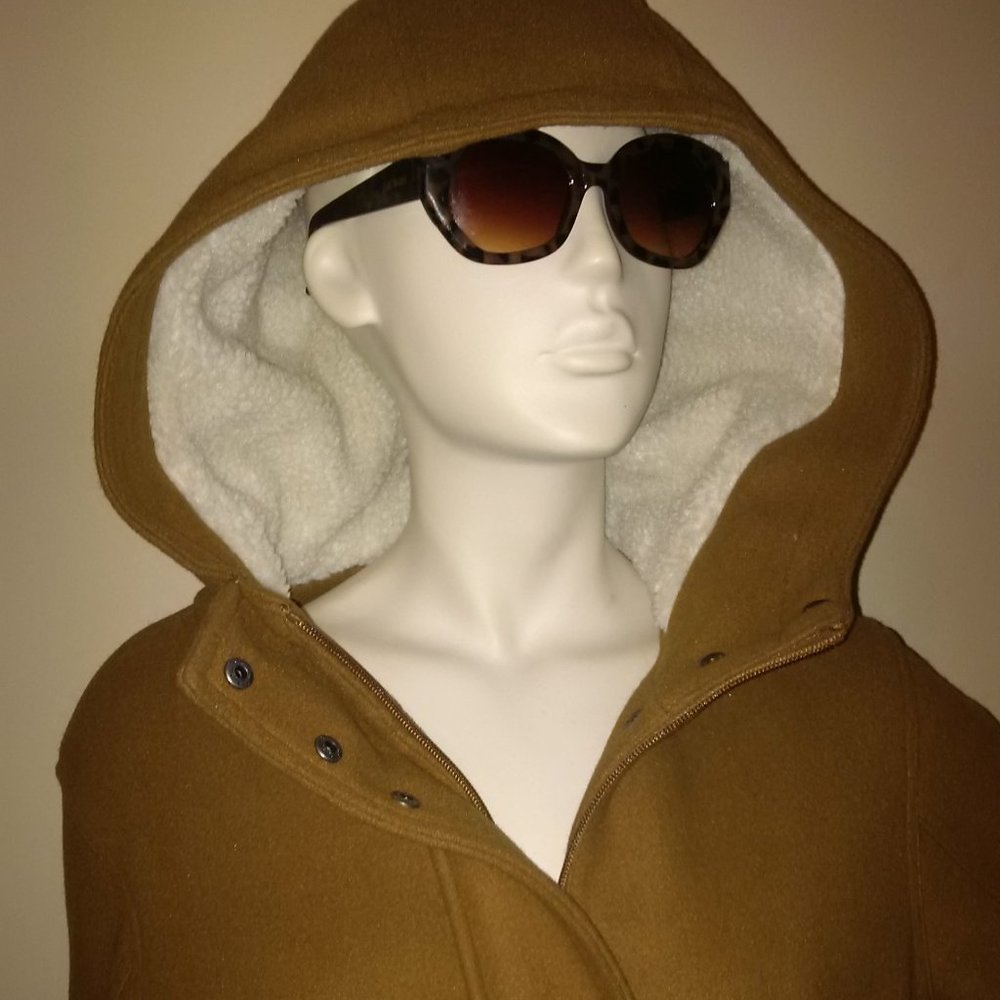 NWT Twik Winter Coat Medium